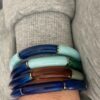 Bracelet jonc élastique en résine acétate tube bleu foncé et clair