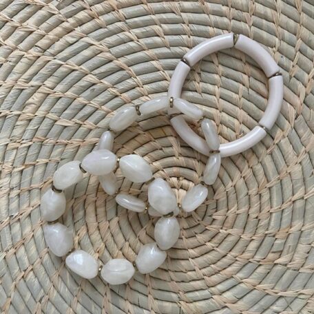 bracelet élastique résine blanc et créme